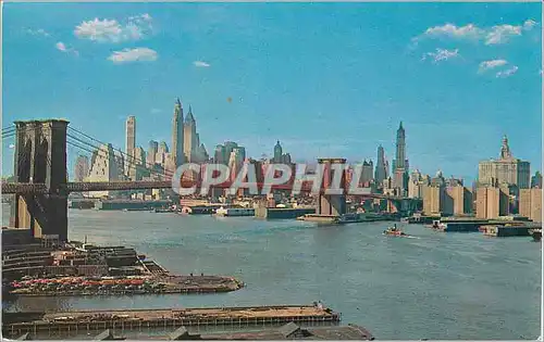 Cartes postales moderne Lower Manhattan Skyline Showing Brooklyn Bridge New York City