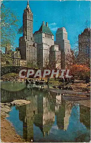 Cartes postales moderne Fifth Avenue Hotels From Centery New York City
