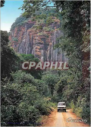 Cartes postales moderne Le Gabon en Tropicolor Piste pres de Medouneu