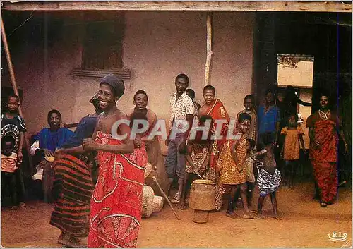 Moderne Karte Afrique en Couleurs Danse Folklorique au Village