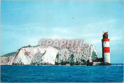 Cartes postales moderne The needles Isle of Wight This view From a Boat at the Entrance to the solent Shows the Lighthou