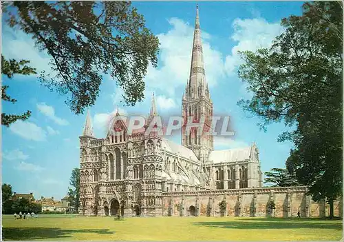 Cartes postales moderne Salisbury Cathedral From the South West