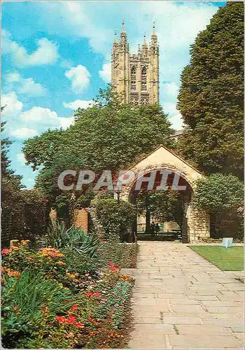 Cartes postales moderne Bell Harry Tower From War Memorial Garden Canterbury