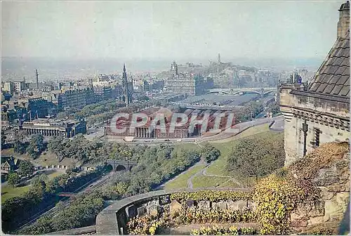 Cartes postales moderne Edinburgh Scotland A Panoramic View ofthe City Looking North East From Edinburgh Castle