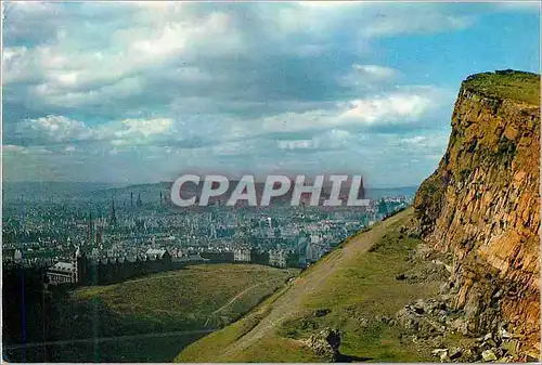 Cartes postales moderne Edinburgh A general View From Salisbury Crags an Arthur's Seat