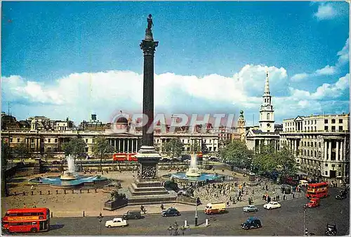 Cartes postales moderne Trafalgar Square And Nelson's Column