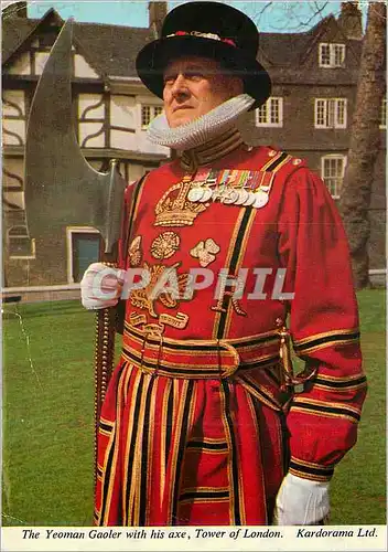 Cartes postales moderne The Yeoman Gaoler With his axe Tower of London