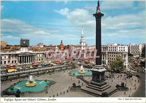 Cartes postales moderne Trafalgar Square and Nelson's Column London