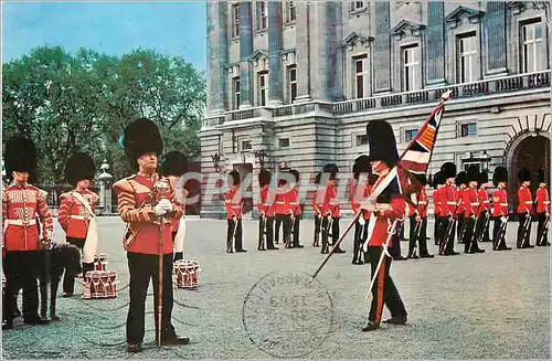 Moderne Karte Changing the Guard Ceremony at Buckingham Palace London Militaria