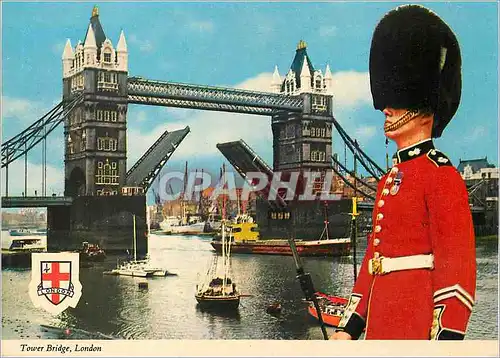 Cartes postales moderne Tower Bridge London Militaria