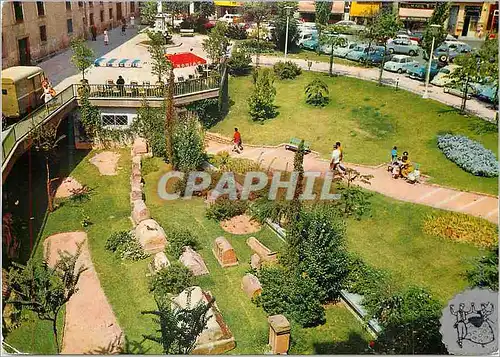 Cartes postales moderne Barcelona Place de ville Madrid Tombes