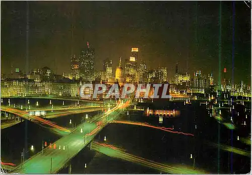 Cartes postales moderne Atlanta Georgia's Skyline at Night With the Golden Dome of the Capitol Building Visible in the C