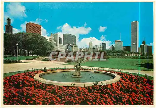 Cartes postales moderne Chicago Illinois A Magnificent View at the Chicago Skyline from Grant Park