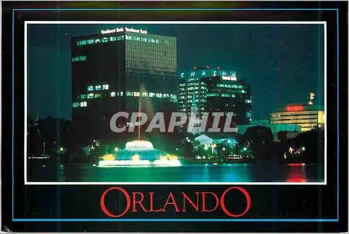 Cartes postales moderne Orlando Florida Reflected in Lake Eola