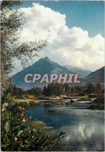 Cartes postales moderne Les Pyrenees Argeles Gazost le Pic de Viscos (2141m) et le Gave