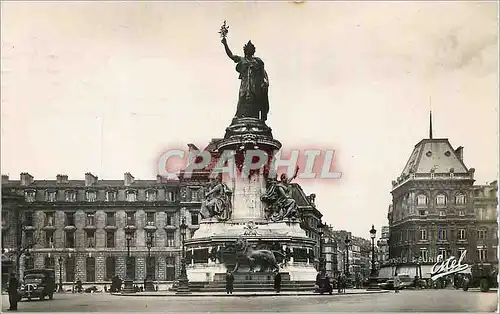 Cartes postales moderne Paris place et monumnent de la repulique