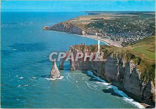 Moderne Karte La cote normande etretat (seine Mme) l'aiguille la porte d'aval la plage et les falaises