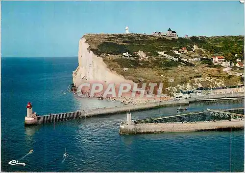 Cartes postales moderne Fecamp (S Mar) vue aerienne l'entree du port les falaises nord