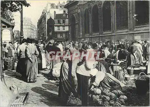 Cartes postales moderne Paris aux halles a la hauteur de st Eustache