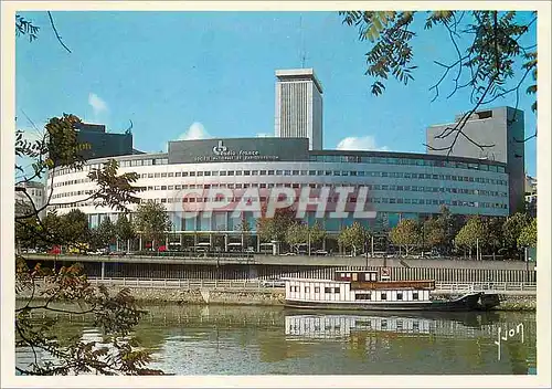 Cartes postales moderne Paris maison de Radio France Bateau