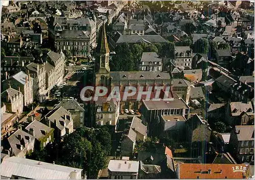 Cartes postales moderne Brive la gaillarde (Correze) l'eglise saint Cernin