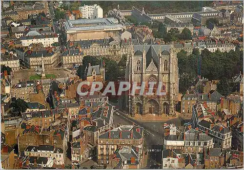 Cartes postales moderne Nantes (Loire atl) la cathedrale la colonne la place de l'oratoire