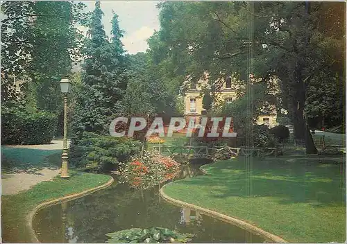 Cartes postales moderne Fontenay le compte (Vendee) le jardin et l'hotel de ville