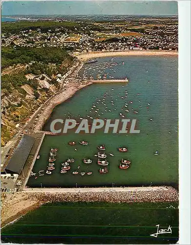 Cartes postales moderne Bretagne vue generale du port en eau profonde et du port de peche