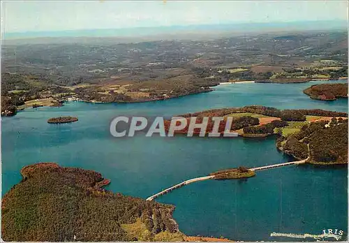 Cartes postales moderne Limousin Pittoresque Entre Peyrat-Le-Chateau et Royere (Haute-Vienne) Vue generale