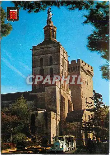 Cartes postales moderne Avignon Notre-Dame des Doms et le petit train