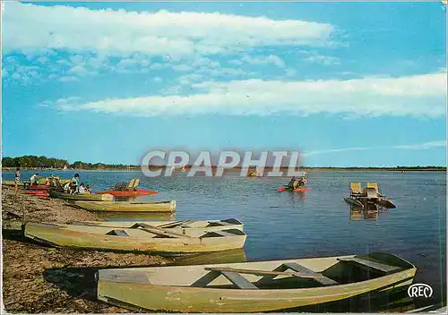 Cartes postales moderne Le berry Touristique En Brenne Etang de la Gabriere Bateaux