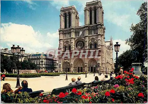 Cartes postales moderne Paris Facade de Notre-Dame