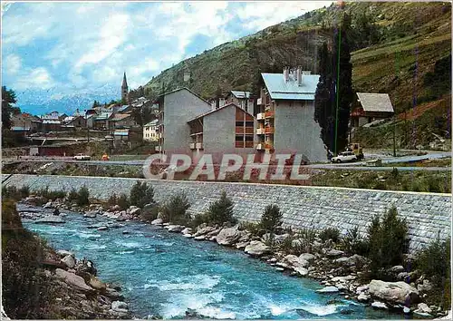 Cartes postales moderne Aiguilles (Hautes-Alpes) Le Village