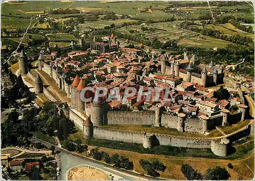 Cartes postales moderne La Cite de Carcassonne (Aude) Vue generale par avion de la cite medievale