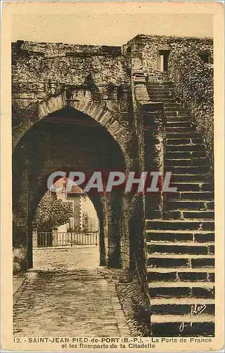 Cartes postales Saint-Jean-Pied-de-Port (B P) La Porte de France et les Remparts de la Citadelle