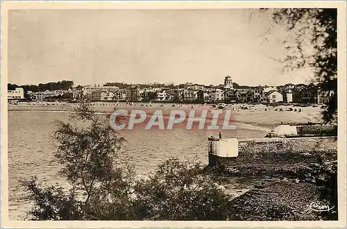 Ansichtskarte AK Saint-Jean-de-Luz (B P) Une echappee sur la Plage