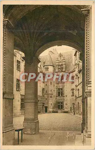 Cartes postales Pau (Basses pyrenees) le portique et la cour d'honneur du chateau