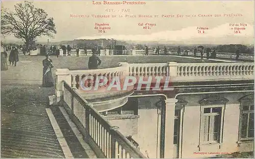 Cartes postales Les Basses pyrenees Pau Nouvelle terrasse de la place royale et partie Est de la chaine des Pyre
