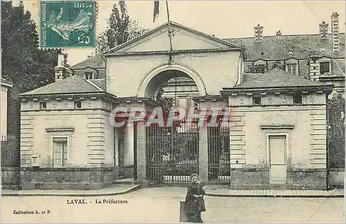 Cartes postales Laval la prefecture