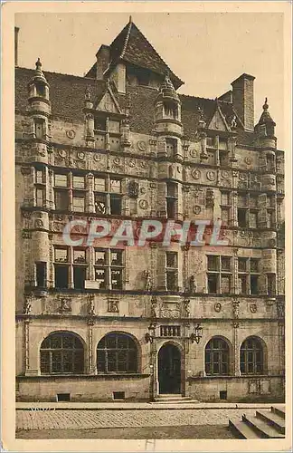 Cartes postales Paray le monial (Saone et loire) hotel de ville construit au XVIe s