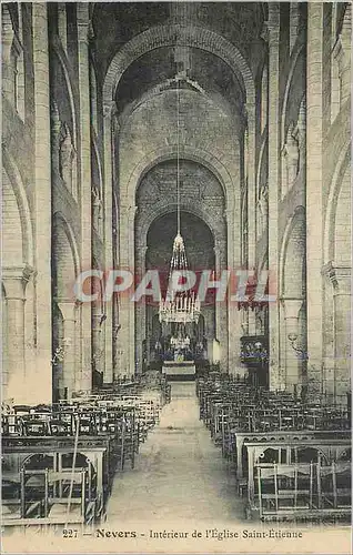 Cartes postales Nevers interieur de l'eglise saint etienne