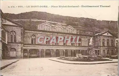 Ansichtskarte AK Le Mont Dore place michel dertrand etablissement thermal