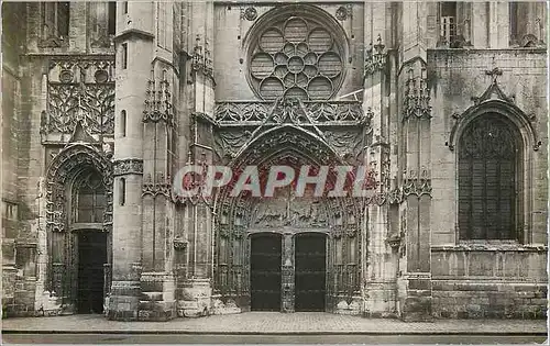 Cartes postales moderne Dreux (E & L) Grand Portail de l'Eglise St Pierre XVI s