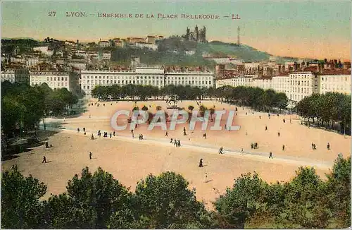 Ansichtskarte AK Lyon Ensemble de la Place Bellecour