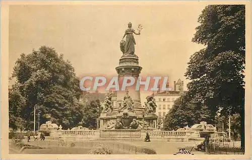 Ansichtskarte AK Lyon (Rhone) Statue de la Republique Place Carnot