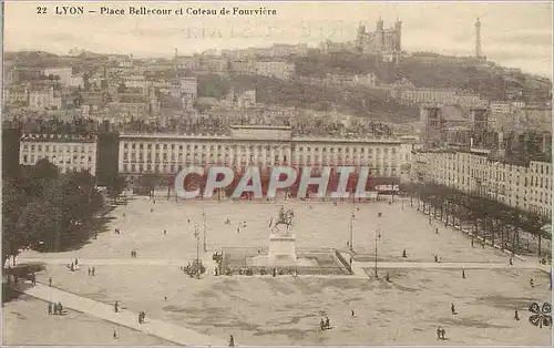 Ansichtskarte AK Lyon Place Bellecour et Coteau de Fourviere