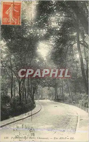 Cartes postales Paris Les Buttes Chaumont Une Allee