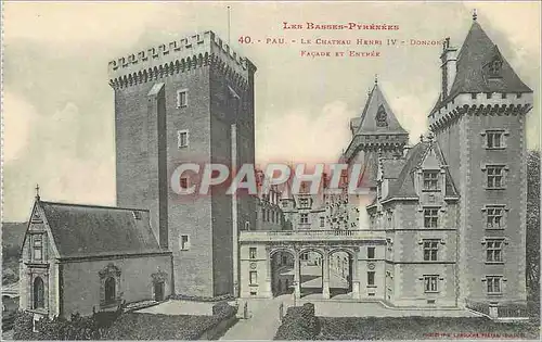 Cartes postales Pau Le Chateau Henri IV Facade et Entree