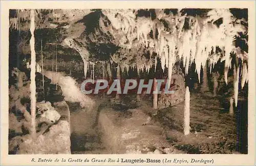Cartes postales Entree de la Grotte du Grand Roc a Laugerie Basse Les Eyzies Dordogne