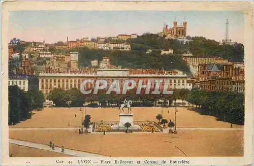 Ansichtskarte AK Lyon Place Bellecour et Coteau de Fourviere